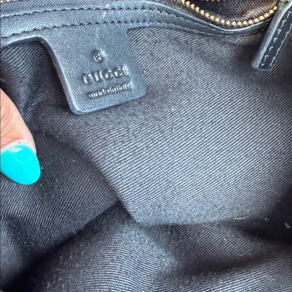 Gucci Black Leather Drawstring Hobo with Braided Handles - Picture 8 of 10